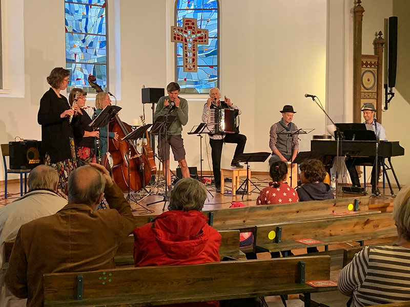 Unser 30–jähriges–Jubiläum 12