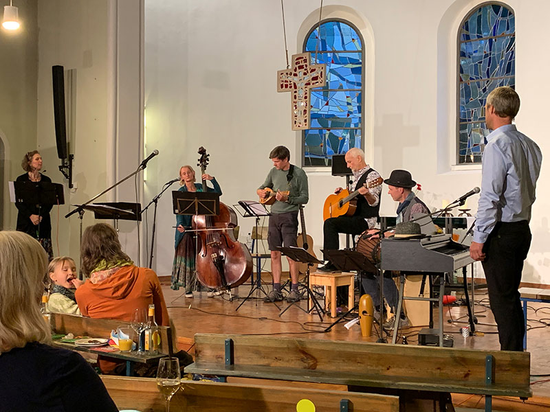 Unser 30–jähriges–Jubiläum 33