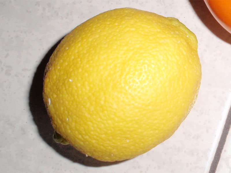 Zitrone.