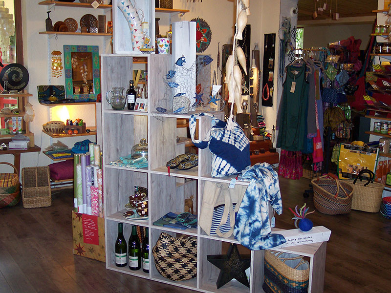 Unser Eine Welt Laden. Kassenbereich.