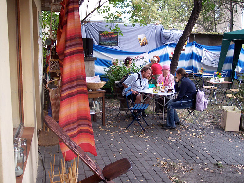 Vor unsrem Laden bei einem Stadtfest in Weißwasser.