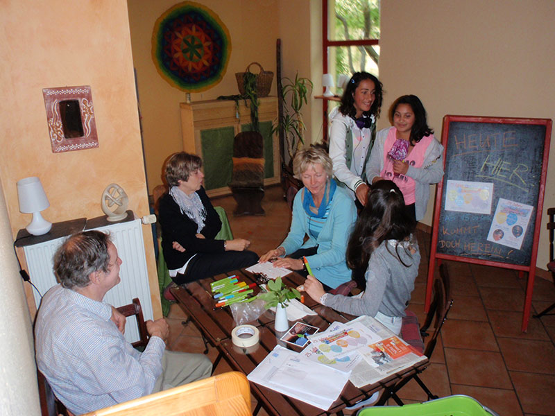 Aktive Hilfen für Zugewanderte.